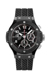 ساعه من Hublot تعمل بعدادات بلون اسود وسير اسود من المطاط