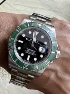 ساعة رولكس صب مارينر ميرور اوريجينال Rolex submariner استيك فضي ومينا لون اسود وفريم اخضر