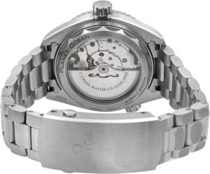 ساعه من007 OMEGA بلون مينا كحلي وسير فضي من الستانليس ستيل