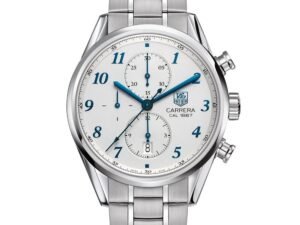 ساعه من Tag Heuer تعمل بعدادات وسير فضى من المعدن