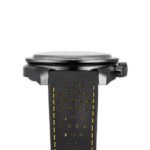 ساعه من OMEGA 007 تعمل بعدادات بلون اسود وسير جلد اسود