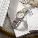 ساعة جيس للنساء W1008L1