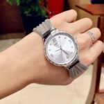 ساعة جيس للنساء W1083L1