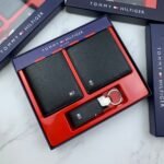 طقم محفظة وحافظة كروت وميدالية تومي هيلفيغر رجالي اسود