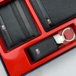 طقم محفظة وحافظة كروت وميدالية تومي هيلفيغر رجالي اسود