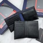 طقم محفظة وحافظة كروت وميدالية تومي هيلفيغر رجالي اسود