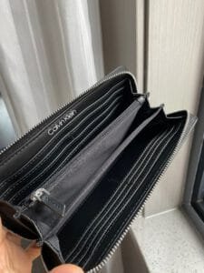 محفظة Calvin Klein للنساء جلد طبيعي اسود اصلية