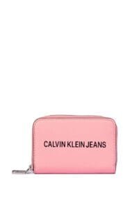 محفظة Calvin Klein للنساء