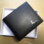 محفظة Calvin Klein جلد طبيعي اسود