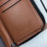 محفظة Calvin Klein جلد طبيعي اسود