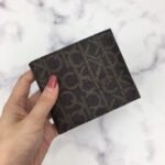 محفظة كالفن كلاين جلد طبيعي بني