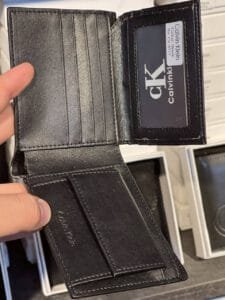 محفظة  كالفن كلاين اسود