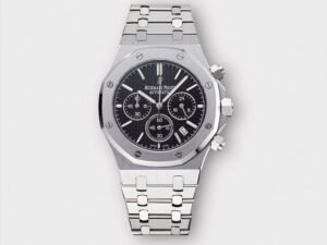 ساعةِAudemars Piguet تعمل بعدادات بلون اسود  وسير فضى من المعدن