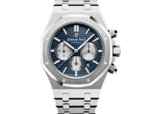 ساعة ِAudemars Piguet تعمل بعدادات بلون ازرق وسير فضى من المعدن