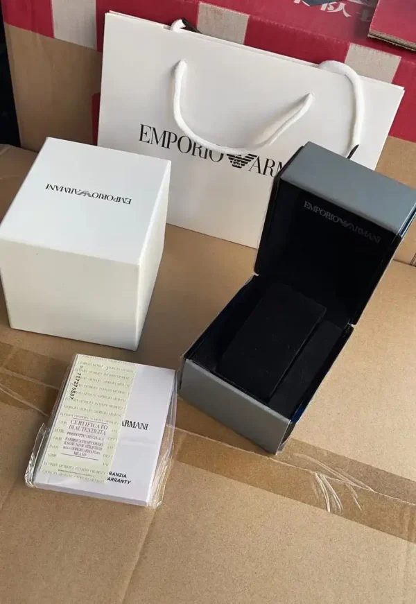 ساعة امبيرو ارماني أوستيك جلد بني – البوكس