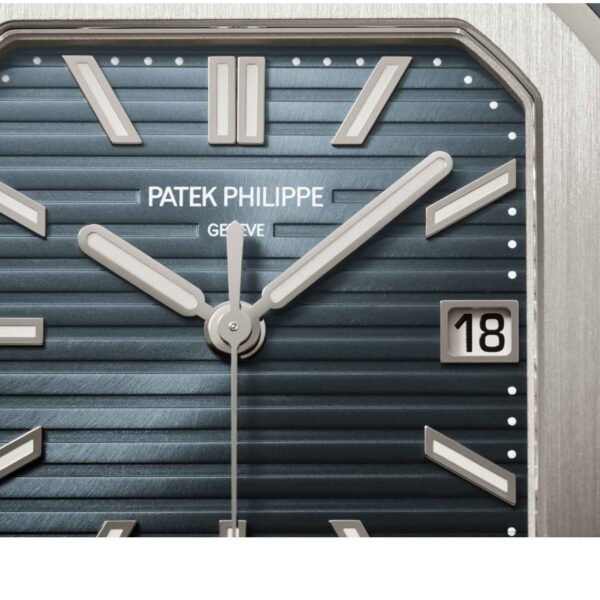 ساعة باتيك فليب استيك معدن فضي -تفاصيل المينا