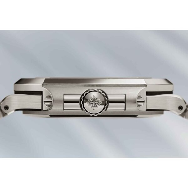 ساعة باتيك فليب استيك معدن فضي - من الجانب