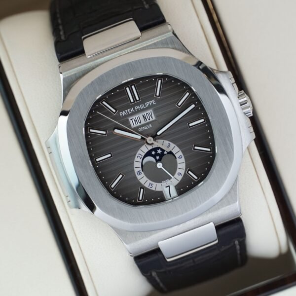 ساعة باتيك فيليب ناوتيلاس سوبر كلون