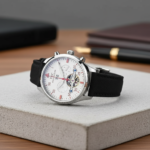 ⁦IWC Pilot’s "Open Heart" Red Edition ساعة⁩ - الصورة ⁦3⁩