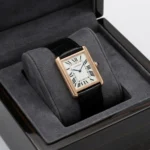 ساعة كارتييه Cartier رجالي مستطيلة بلون ذهبي
