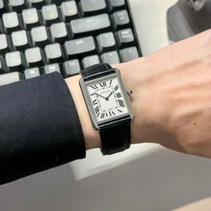 ساعة كارتييه Cartier رجالي مستطيلة بسير جلد أسود