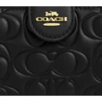 محفظة كوتش COACH حريمي جلد سيجنتشر بارز موديل CZ341