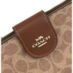 محفظة موبايل كوتش COACH حريمي سيجنتشر بسوار معصم CW780