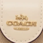محفظة كوتش COACH حريمي سيجنتشر خاكي بني موديل CW786