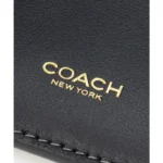 محفظة كوتش COACH حريمي جلد أسود مع حافظة كروت قابلة للفصل