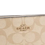 محفظة كوتش Coach حريمي خاكي فاتح سيجنتشر مونوغرام C8714