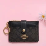 محفظة كروت كوتش Coach حريمي سيجنتشر موديل C7398