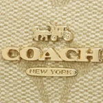 محفظة كوتش COACH حريمي كابولي موديل C3309 IMS5U