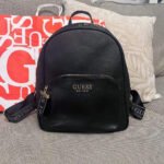 حقيبة ظهر نسائية سوداء من جيس Guess ، موديل Hwvy75 86320