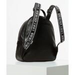 حقيبة ظهر نسائية سوداء من جيس Guess ، موديل Hwvy75 86320