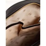 حقيبة ظهر نسائية سوداء من جيس Guess ، موديل Hwvy75 86320