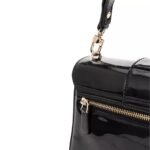 حقيبة كروس بودي سوداء من جيس Guess للنساء Hwpg9500200