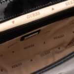 حقيبة كروس بودي سوداء من جيس Guess للنساء Hwpg9500200
