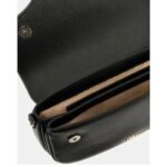 حقيبة يد نسائية سوداء من Guess ، حقيبة كتف Hwbg7993200