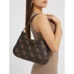 حقيبة كتف نسائية بنية اللون من جيس Guess ، موديل Hwesg839002