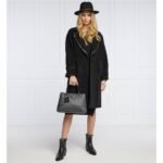 حقيبة يد نسائية من جيس Guess باللون الأسود الفحمي Hwbg83 77060