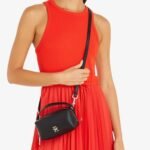 حقيبة يد وكتف نسائية سوداء من تومي هيلفيغر AW0AW14511