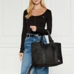 حقيبة يد نسائية سوداء من تومي هيلفيغر AW0AW16273