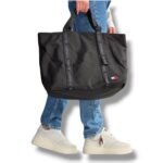 حقيبة يد نسائية سوداء من تومي هيلفيغر AW0AW16273