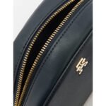 حقيبة كروس بودي زرقاء من تومي هيلفيغر للنساء Aw0Aw16682