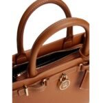 حقيبة كتف نسائية بنية اللون من تومي هيلفيغر Aw0Aw17188