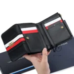 محفظة تومي هيلفيغر TH جلد حريمي اسود